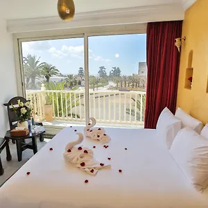3* Riad Diamant Blanc